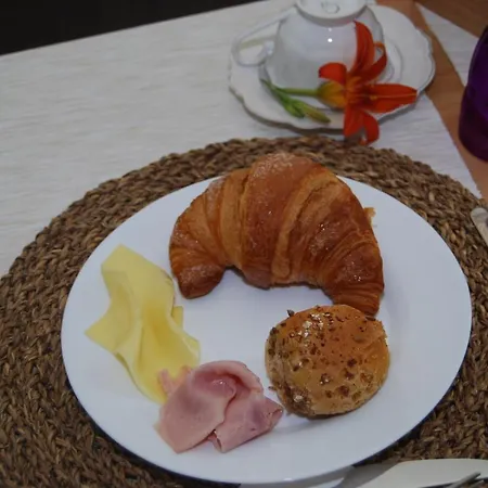 Bed and Breakfast Domus Florio - Humanitas Rozzano Pieve Emanuele